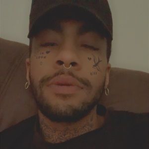 Meet your Posher, Christopher